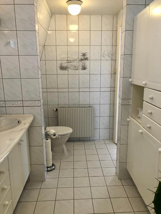 Vacker Vaning Med Havsutsikt I Stroemstads Centrum. Exteriér fotografie